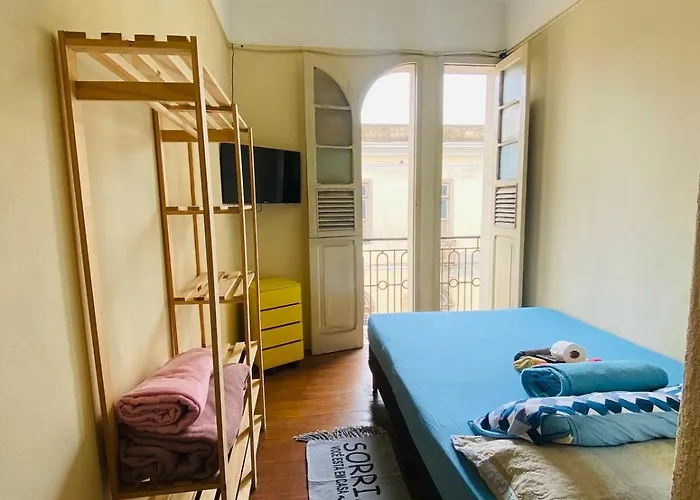 Small Simple Single Suite 305 Rio de Janeiro